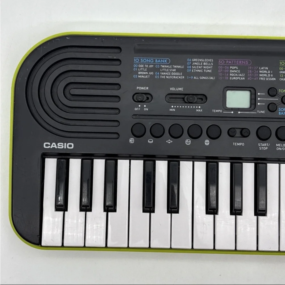 CASIO SA-46~32 key Keyboard Synthesizer-Excellent Condition-Runs on 6 batteries. - Picture 2 of 10